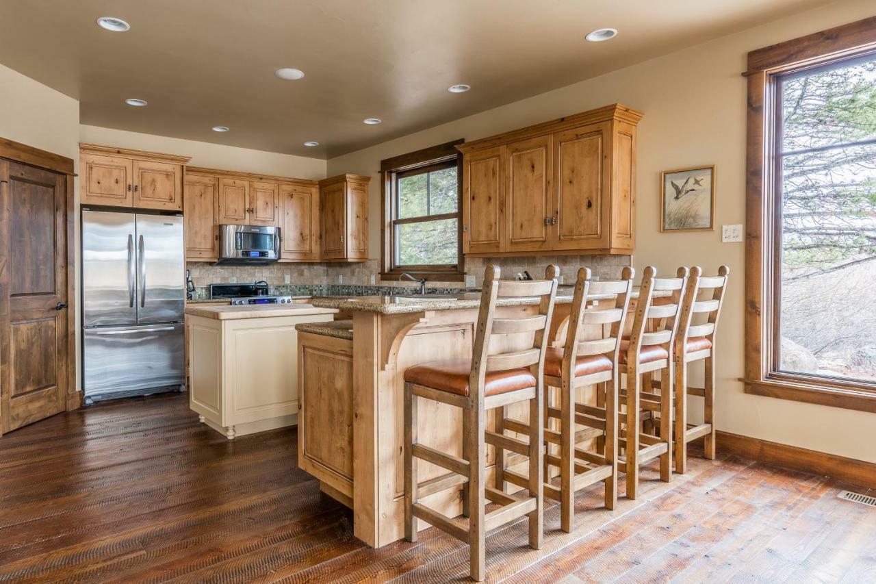 Rainbow Point Sabo Cabin West Yellowstone Ngoại thất bức ảnh
