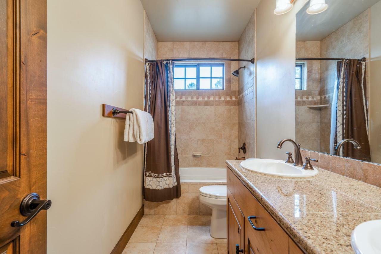 Rainbow Point Sabo Cabin West Yellowstone Ngoại thất bức ảnh